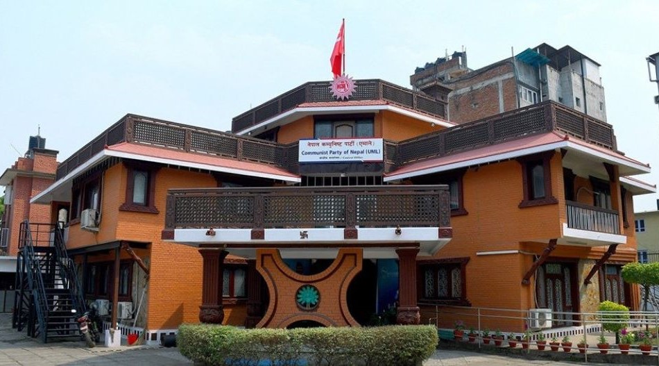 एमालेलाई जेठ २ अघिको अवस्थामा फर्काउन अध्यक्ष ओली सहमत, कार्यदल मार्फत विवाद टुंग्याइने