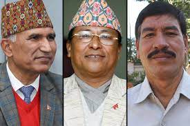 ४ जना बाहेक सबै मन्त्री हटाइने