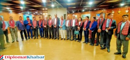 अग्नि सापकोटासहित २० जना माओवादी नेता चीन प्रस्थान